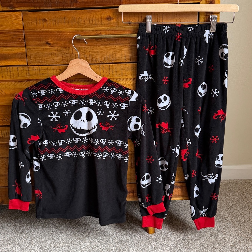 Disney The Nightmare Before Christmas pajamas - Picture 2 of 3